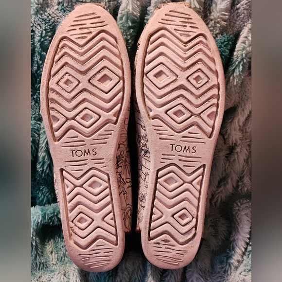 Toms X Marvel Concept Art Printed Classics 7 Wm Sz 9.5 - Picture 10 of 14